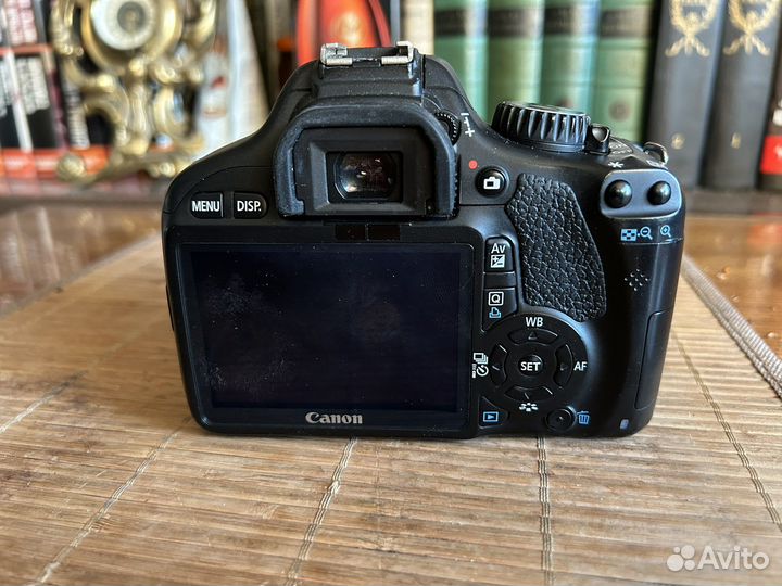 Зеркальный фотоаппарат Canon EOS 550d Body