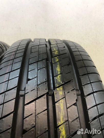 Continental Vanco 2 215/65 R16 102N