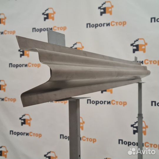 Порог откатной двери Mercedes Sprinter 906 maxi