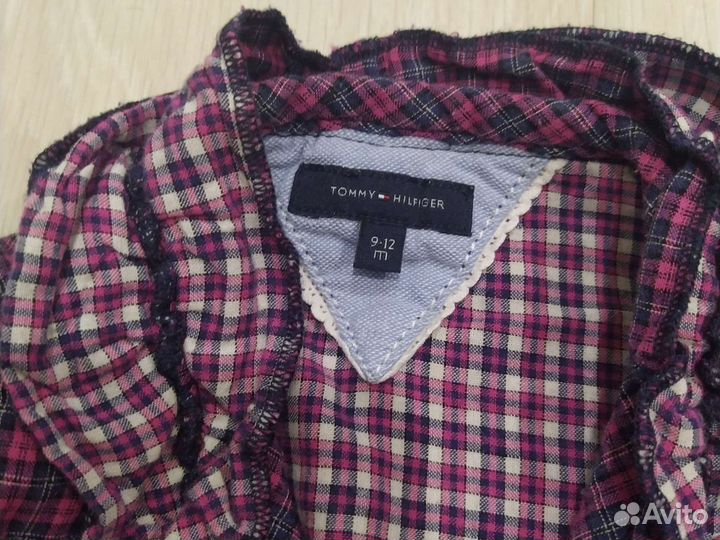 Tommy hilfiger рубашка девочке 9-12 мес