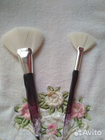 Кисти новые веерные для макияжа, набор 2шт