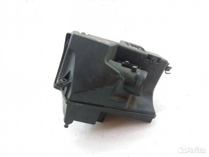 Корпус воздушного фильтра Nissan Teana TNJ32