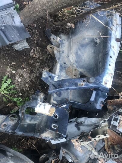 Лонжерон левый передний Киа Спектра