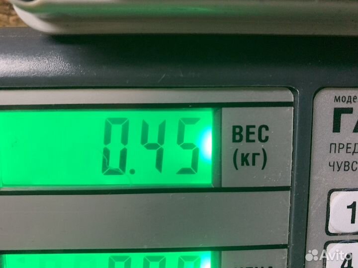 A9425280909 Маслозаливная горловина