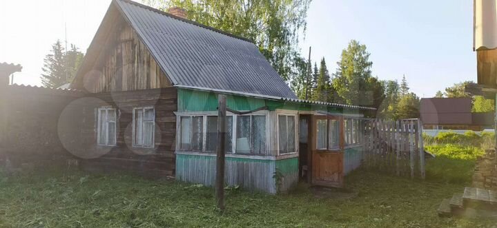 Дом 25 м² на участке 22 сот.