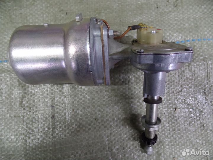 Моторчик стеклоочистителя УАЗ 469 с/о