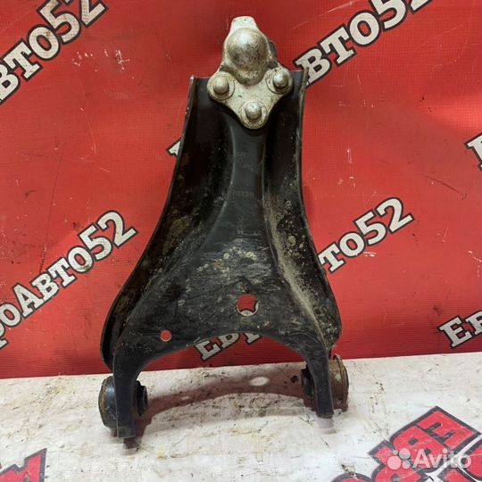 Рычаг подвески нижний передний левый Renault