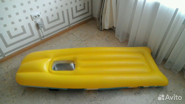 Матрас надувной для плавания