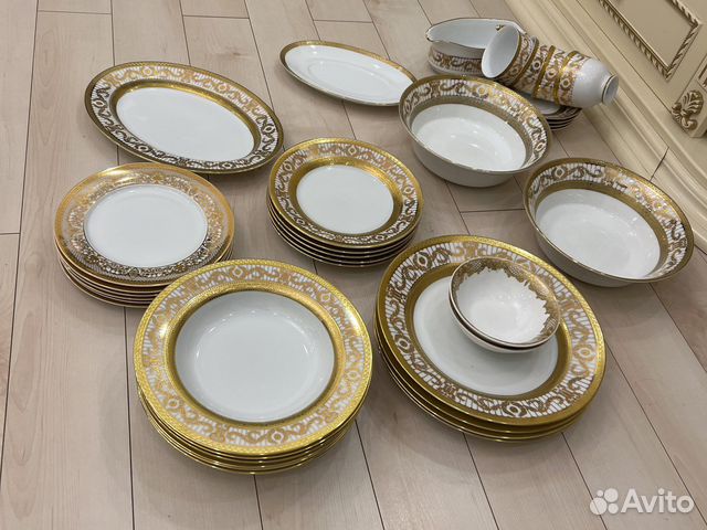 Набор столовой посуды золотой royal collection