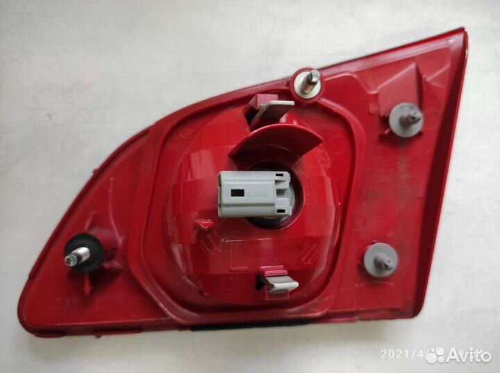 Фонарь заднего хода Nissan Bluebird Sylphy