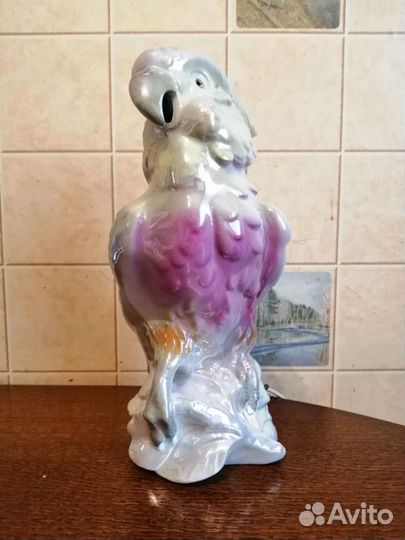 Светильник гдр фарфоровый Попугай