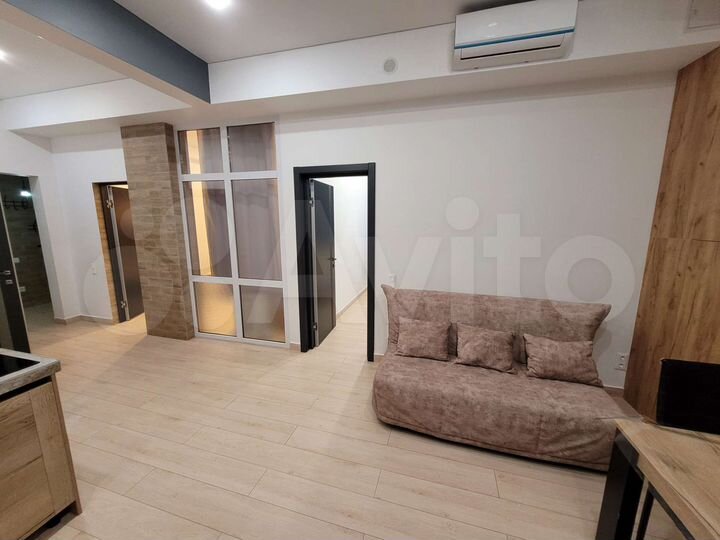 2-к. квартира, 70 м², 1/4 эт.