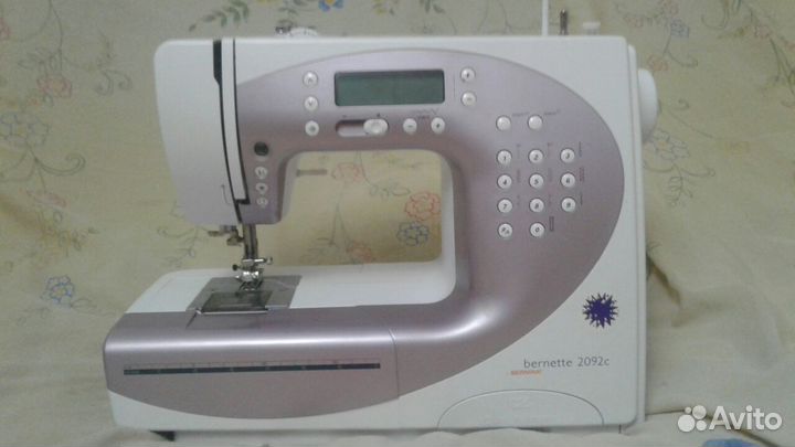 Швейная машина Bernina Bernette 2092C