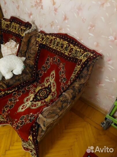 Кресло в гостинную