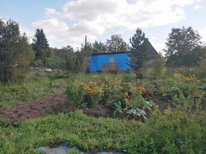 Дом 18 м² на участке 6 сот.