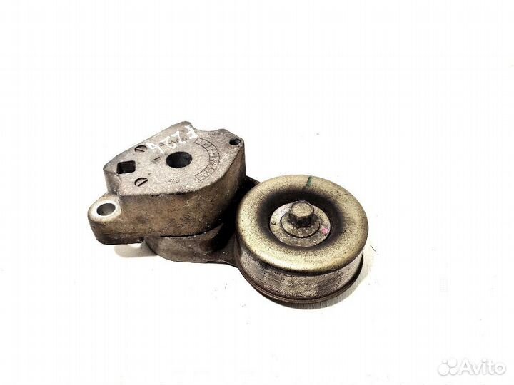 Натяжитель ремня генератора Mitsubishi L200