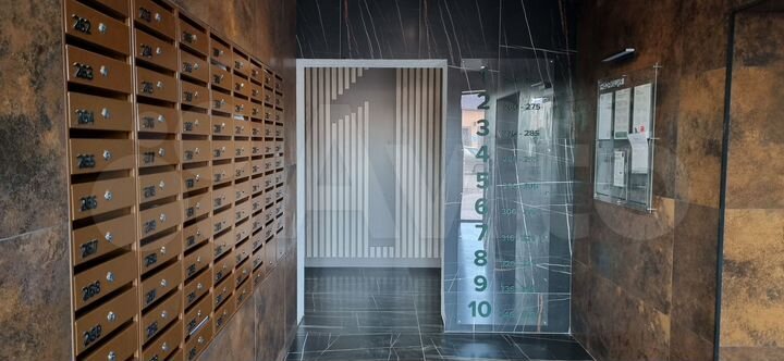 3-к. квартира, 81,7 м², 8/10 эт.