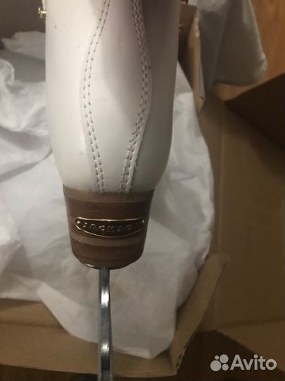 Профессиональные коньки