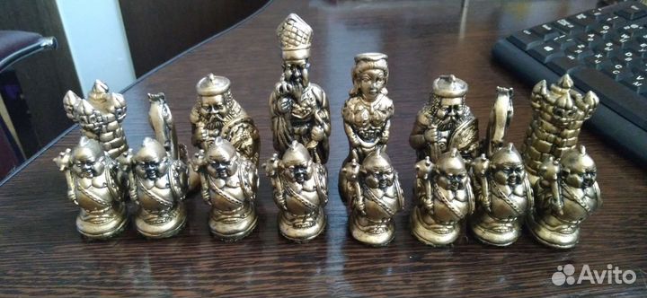 Шахматные фигуры ручной работы