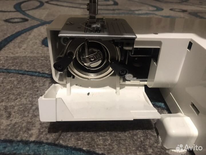 Швейная машина leader paradise