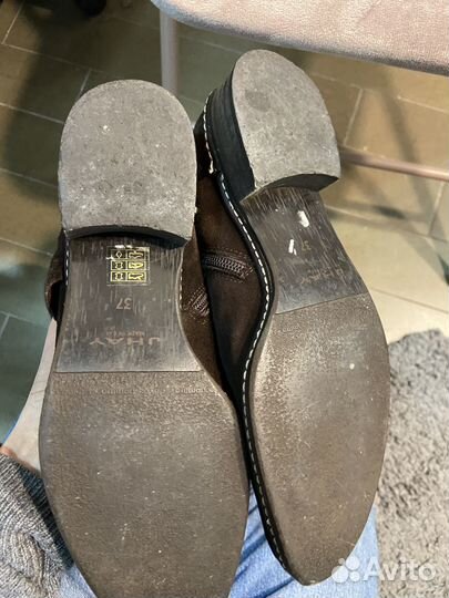 Коричневые замшевые сапоги Италия 37