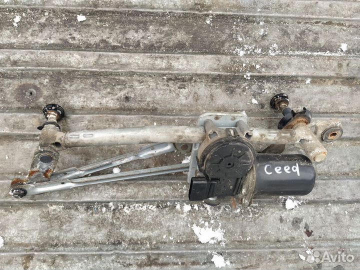 Трапеция дворников Kia Ceed, 2012г