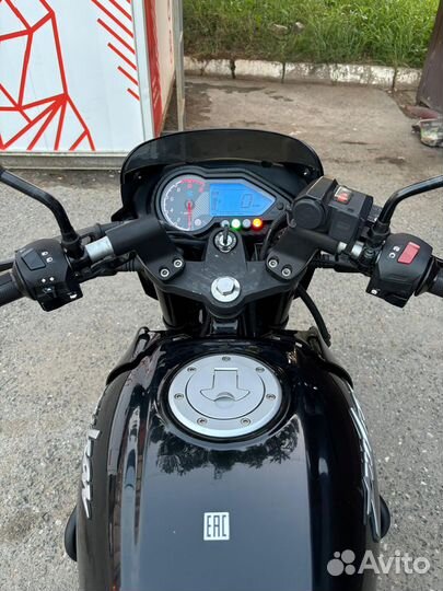 Bajaj Pulsar 180