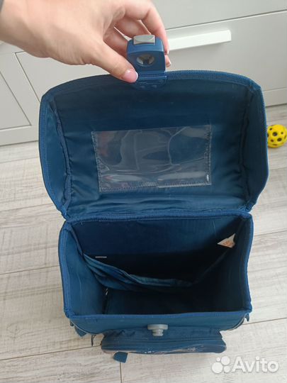 Портфель школьный