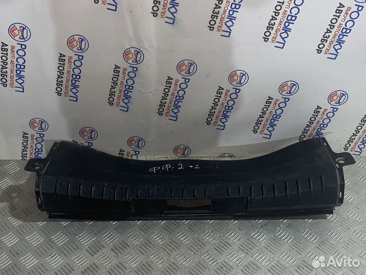 Накладка задней панели Ford Focus