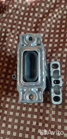 Подушка (опора) двигателя