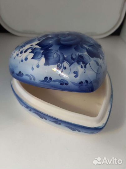 Фарфоровая шкатулка сердца