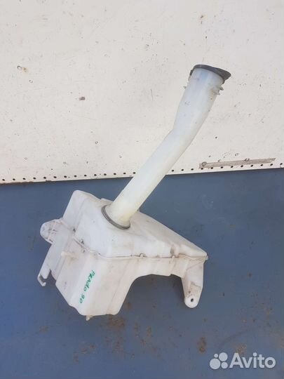 Бачок стеклоомывателя Land Cruiser Prado 2001