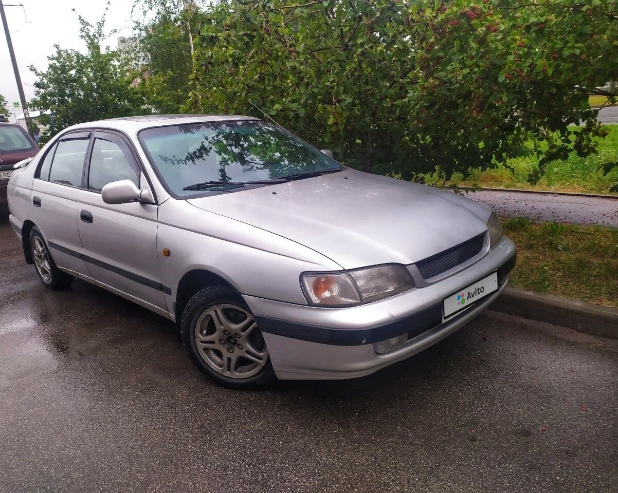 Toyota Carina E: фото владельца