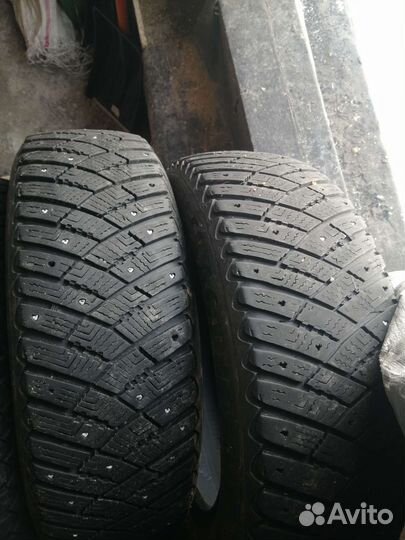 Goodyear Ultragrip Ice Arctic 185/65 R15