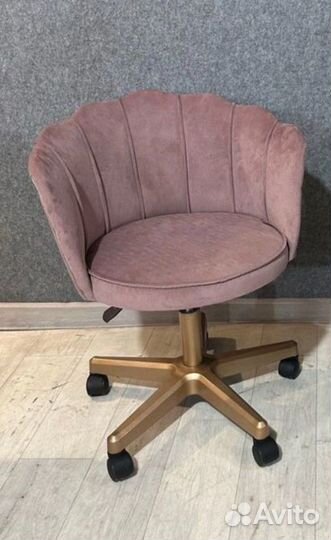 Стул ракушка. Стул для мастера