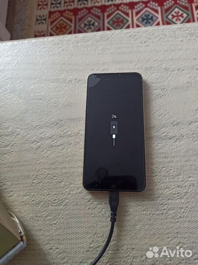 LG Q6 M700AN, 3/32 ГБ