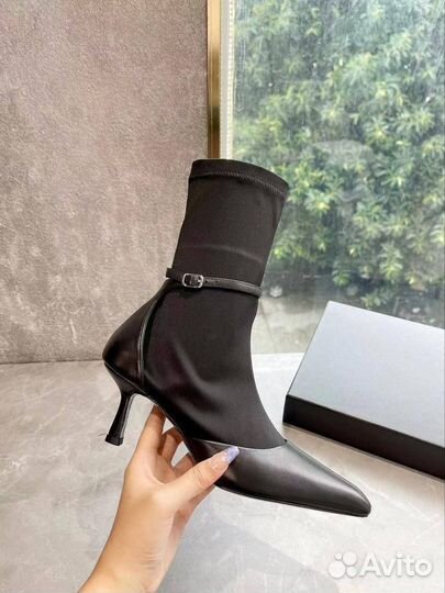 Ботинки женские