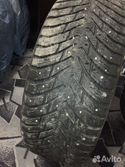 Nokian Tyres Hakkapeliitta 8 SUV 245/60 R18