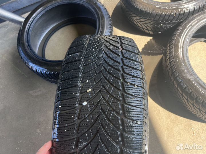 Goodyear Ultra Grip Ice Arctic 2 235/45 R18 98T