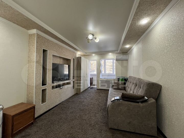 2-к. квартира, 43 м², 3/4 эт.