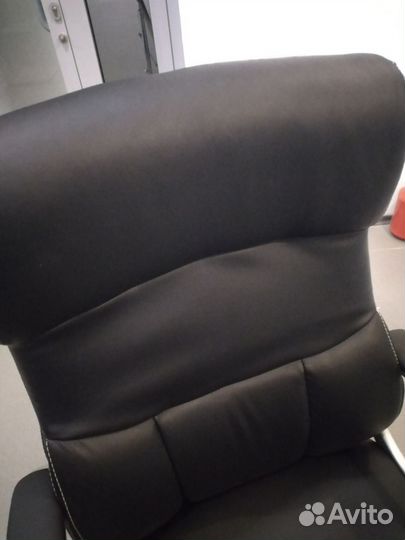 Компьютерное кресло, стул офисный