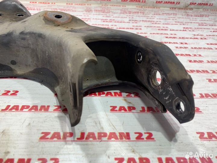 Рычаг подвески нижний передний правый Mitsubishi