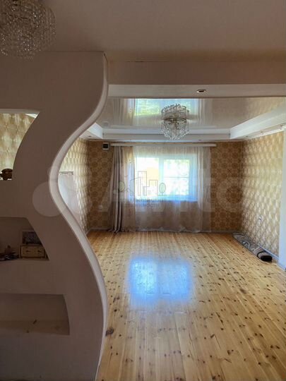 Дом 161,1 м² на участке 8,1 сот.