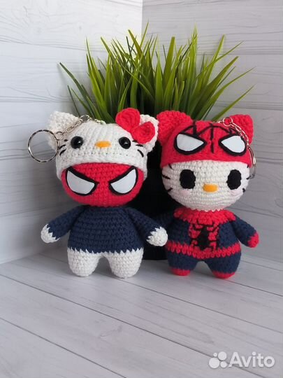 Вязаная игрушка-брелок,Хэлло Китти,Человек-паук