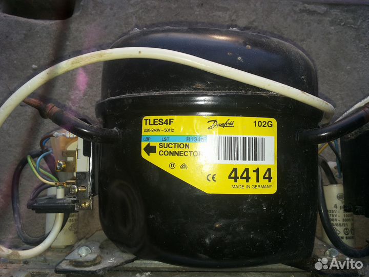 Части от холодильника ariston MBA2185