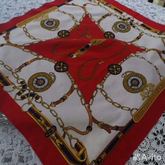 Винтажный красивый платок Часы