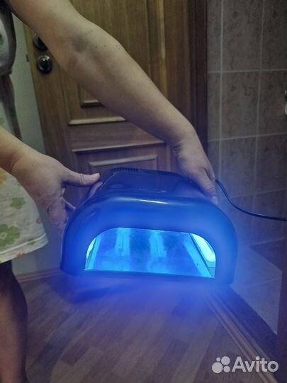 Лампа для маник педикюра сушки ногтей Planet nails