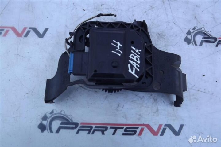 Активатор печки сервопривод Шкода Фабиа