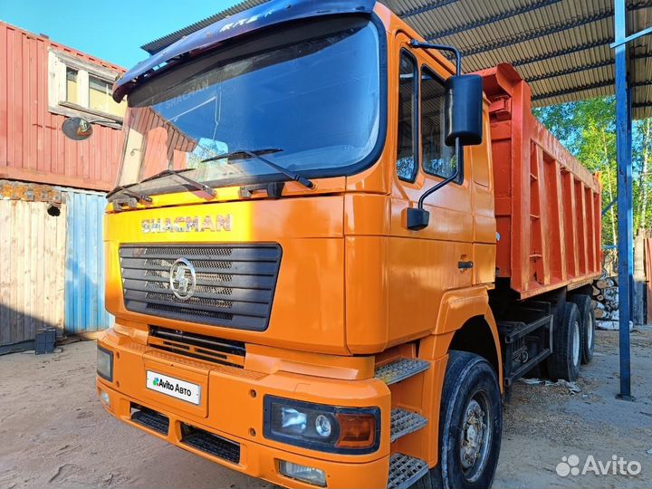 Shacman (Shaanxi) SX3256DR384, 2011