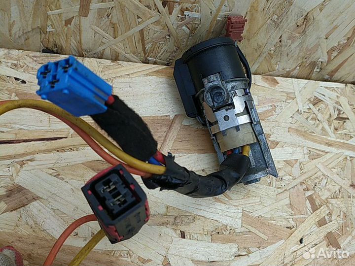 Замок зажигания Пежо 406 Peugeot контактная группа